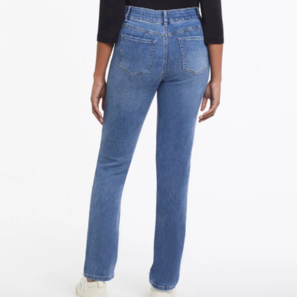 Tribal Jeans -- Sophia Curvy 10P Light Indigo Wash